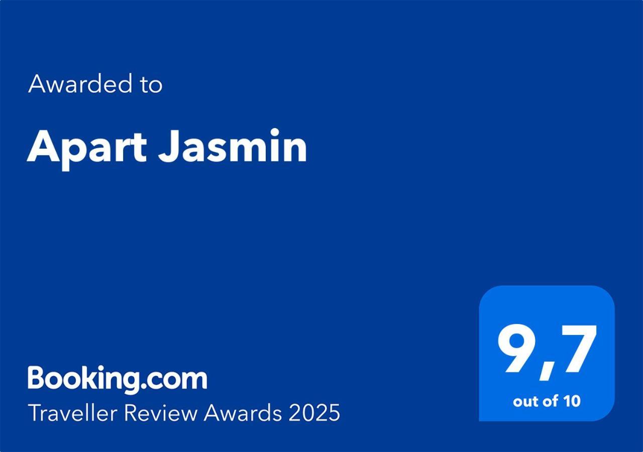 Apart Jasmin Tux Luaran gambar